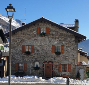 Casa all’antica fontana Sutrio